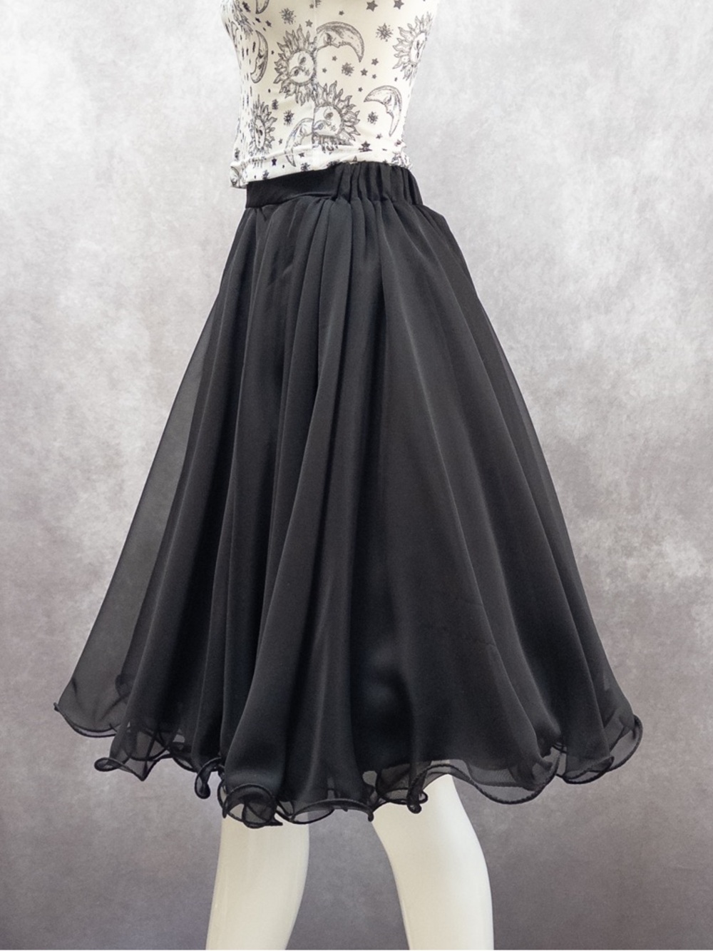 Sold - TDS Designs Black Chiffon Pleated Fit and Flate Skirt, Size XS/S